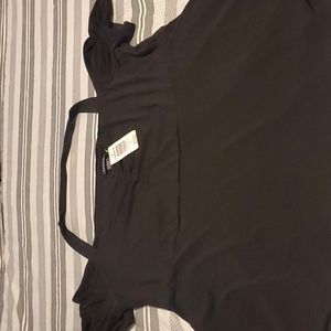 Brand new never worn black top from torrid 🤩